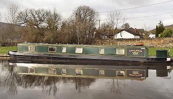 SlimbridgeCanal Boat