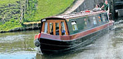 CharltonCanal Boat